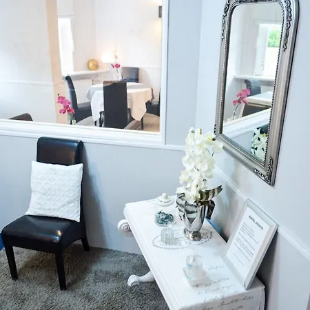 ファミリー コーイク *