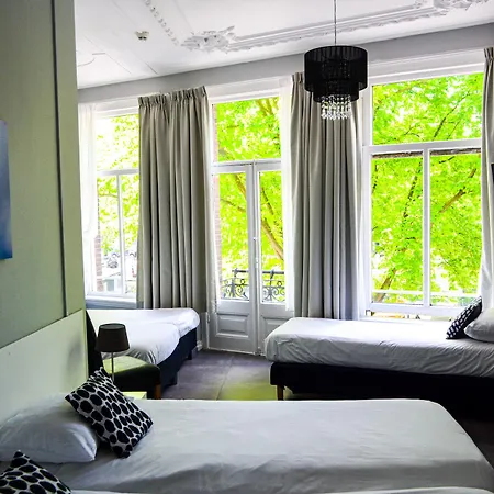 ファミリー コーイク *