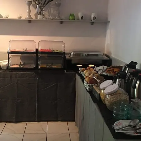 Отель Family Kooyk *